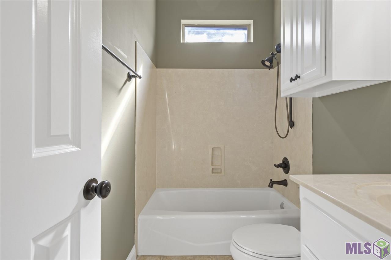 8823 Foxgate Drive Baton Rouge, LA 70809 - Photo 19 of 24 Gallery Image 19