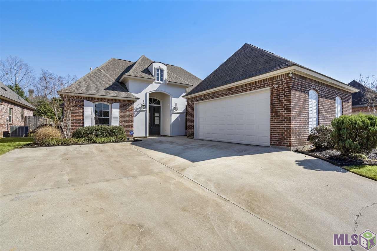 8823 Foxgate Drive Baton Rouge, LA 70809 - Photo 2 of 24 Gallery Image 2