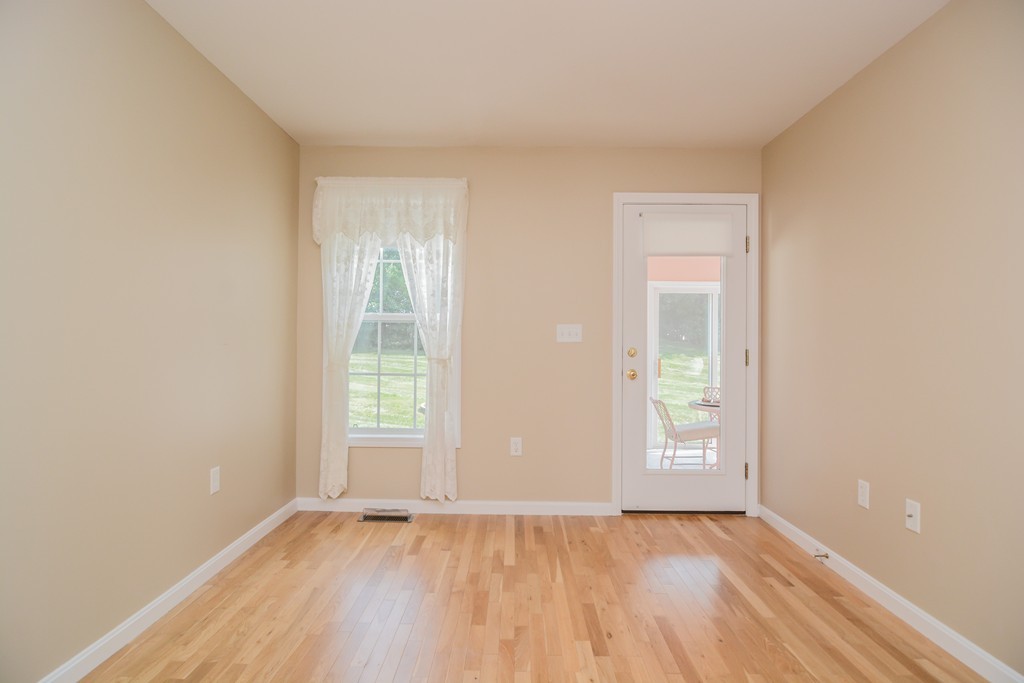 55 Brookview Road, Unit 55 Windham, NH 03087 - Photo 10 of 30