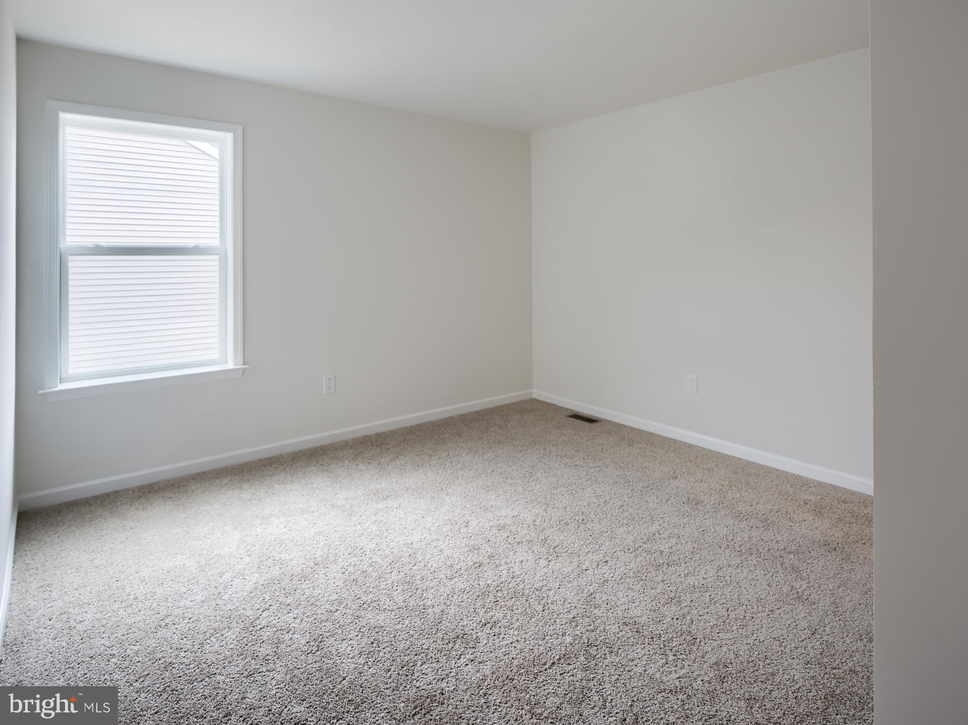 307 Boxwood Drive Windsor, PA 17366 - Photo 31 of 43 an empty room with a window
