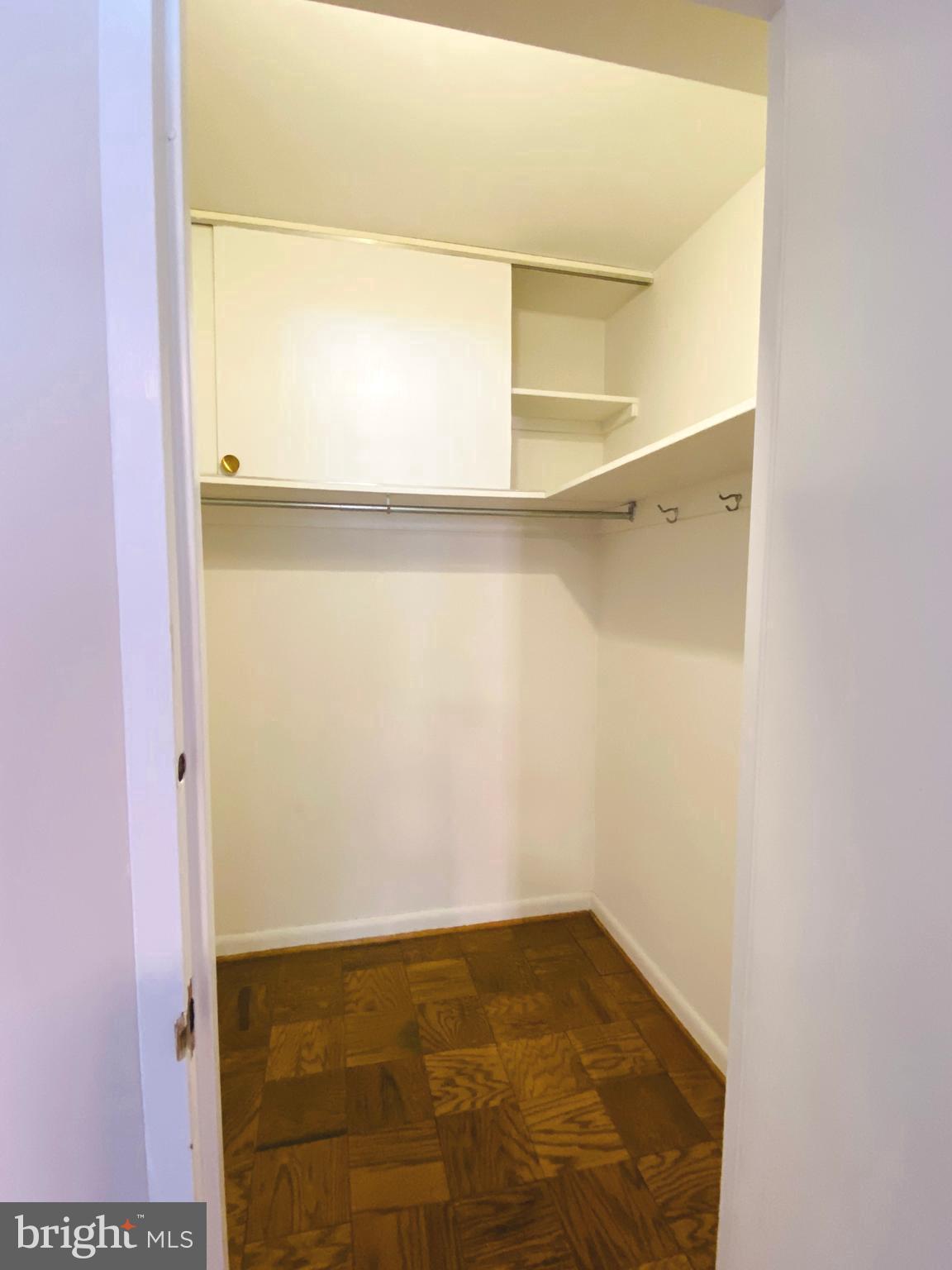 4201 Cathedral Avenue Northwest, Unit 622E Washington, DC 20016 - Photo 28 of 34 a view of an empty room