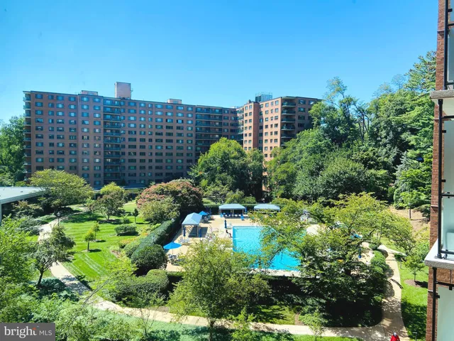 $305,000 | 4201 Cathedral Avenue Northwest, Unit 622E, Washington, DC 20016