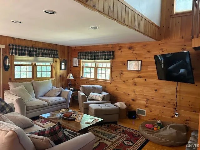 $529,000 | 103 Onondaga Road, Webb, NY 13420