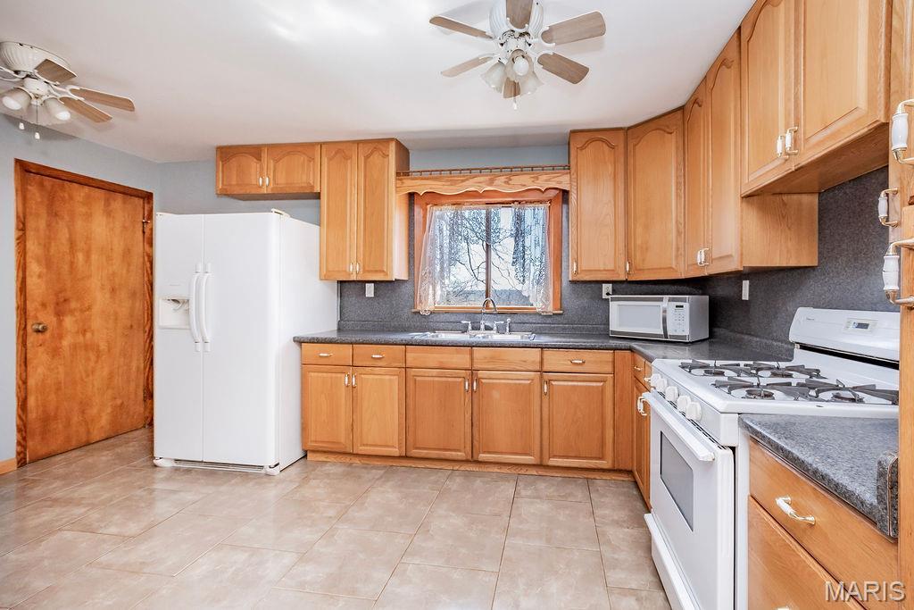 305 Main Street Herculaneum, MO 63048 - Photo 8 of 40