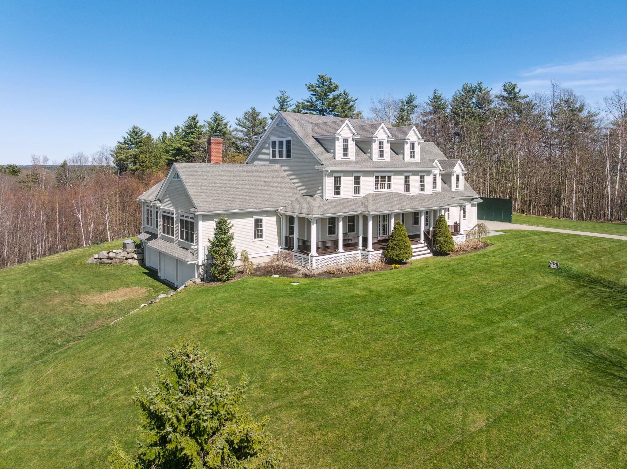 7 Hoosac Road Kensington, NH 03833 - Photo 3 of 38