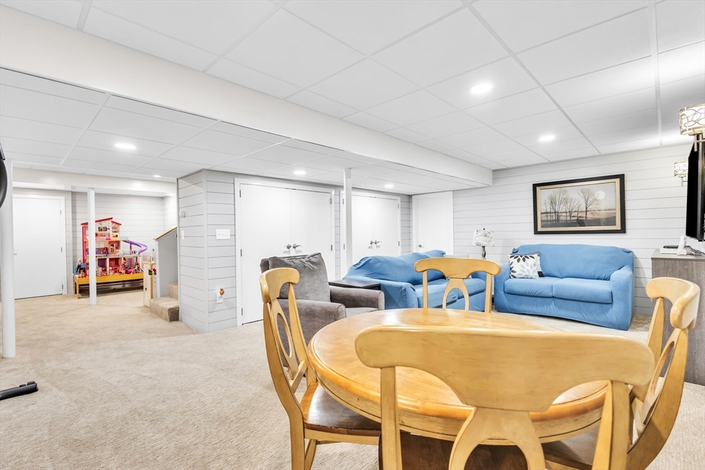 9 Marissa Circle Worcester, MA 01604 - Photo 28 of 40