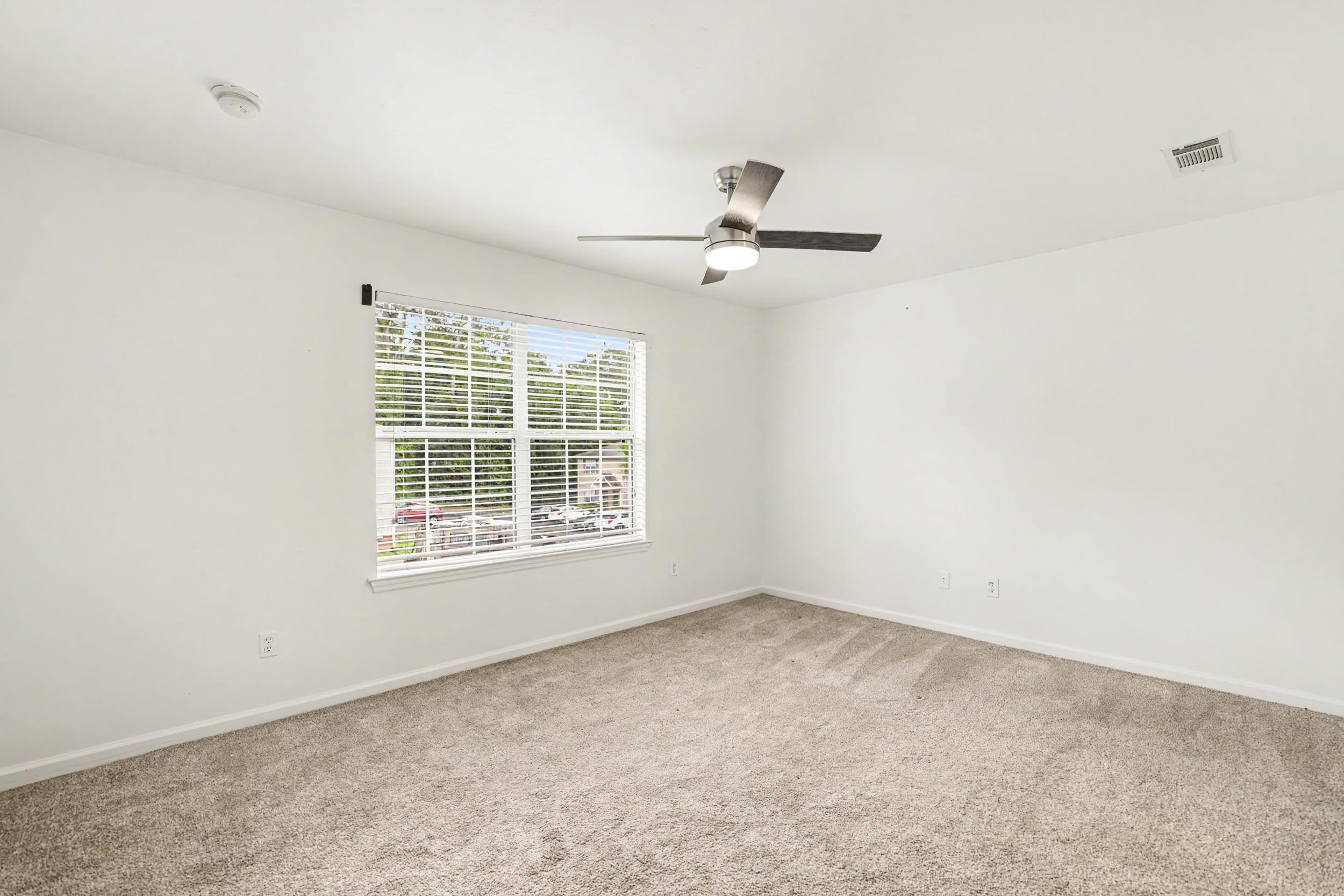 2403 Hartsfield Road, Unit 607 Tallahassee, FL 32303 - Photo 29 of 38