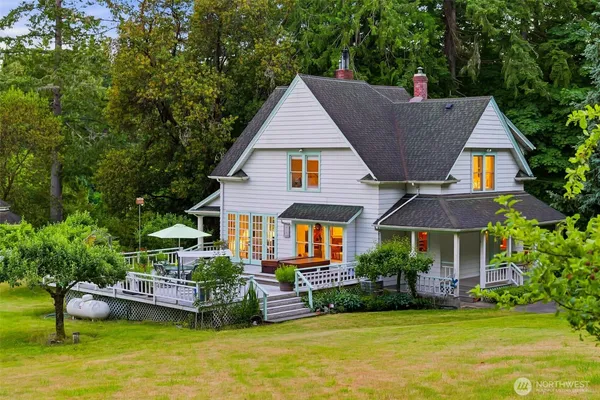$1,295,000 | 12835 Price Road Southeast, Olalla, WA 98359