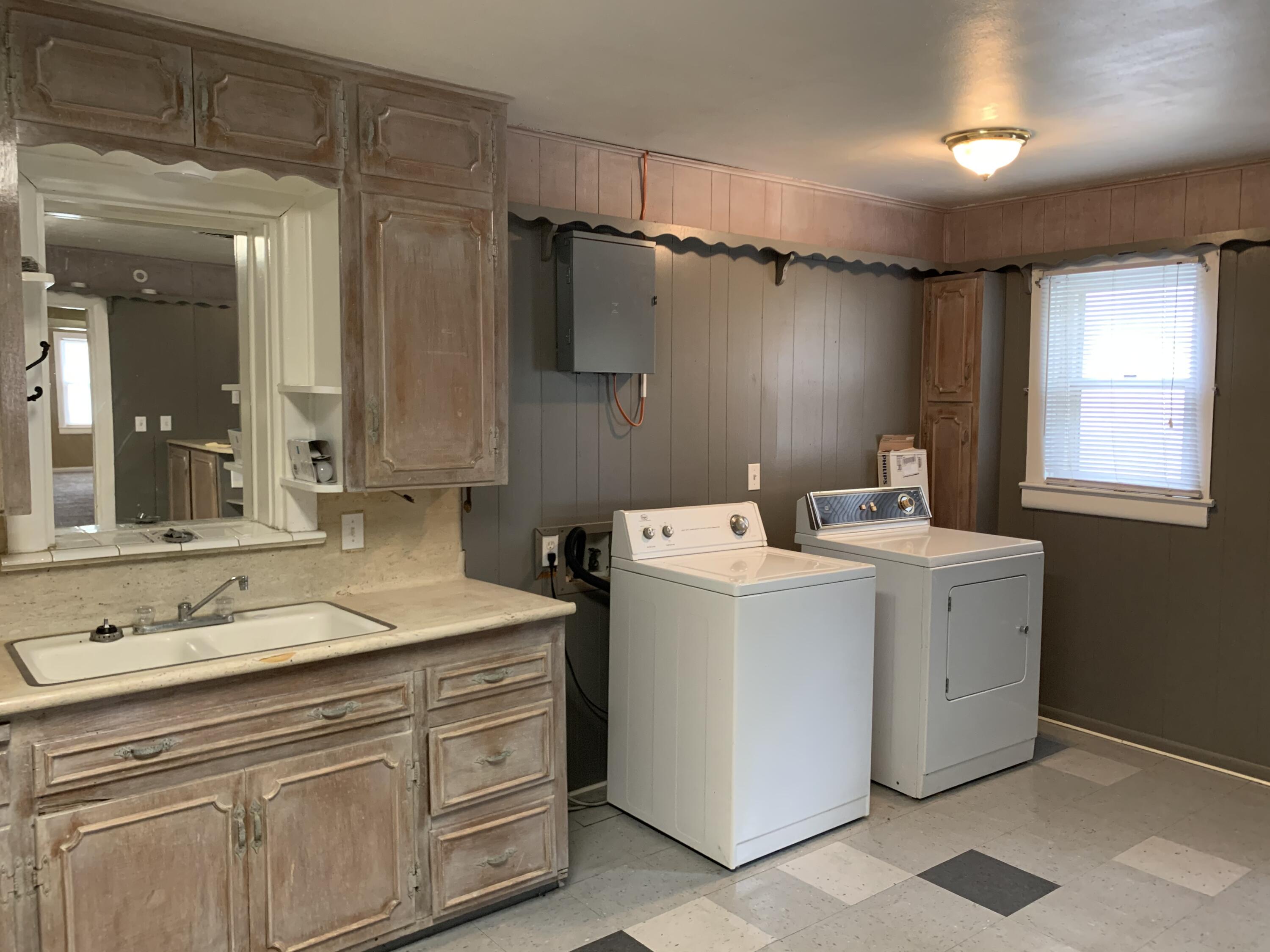 2629 22nd Street Lubbock, TX 79410 - Photo 11 of 18 IMG_0184