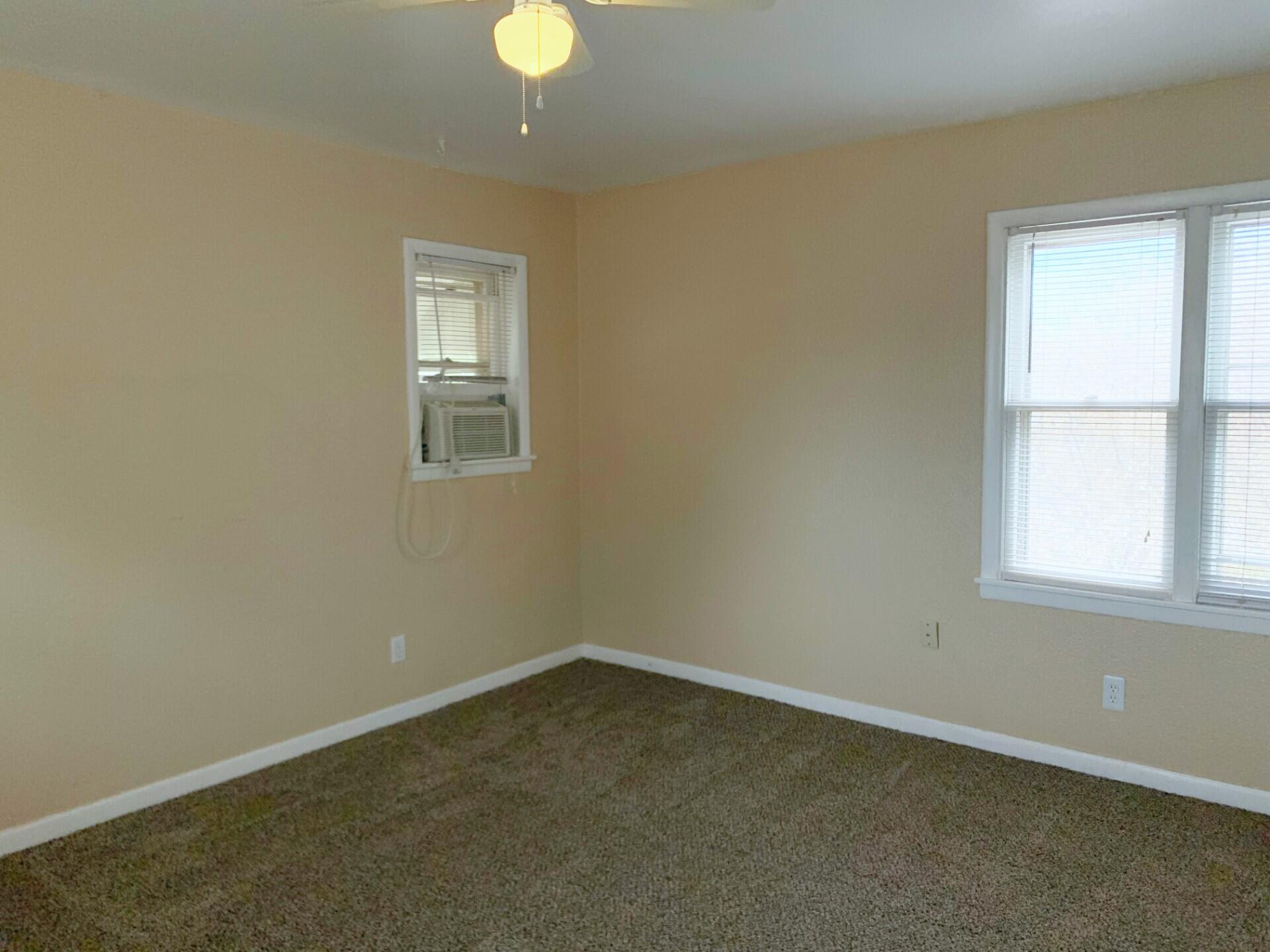 2629 22nd Street Lubbock, TX 79410 - Photo 8 of 18 IMG_0193 (1)