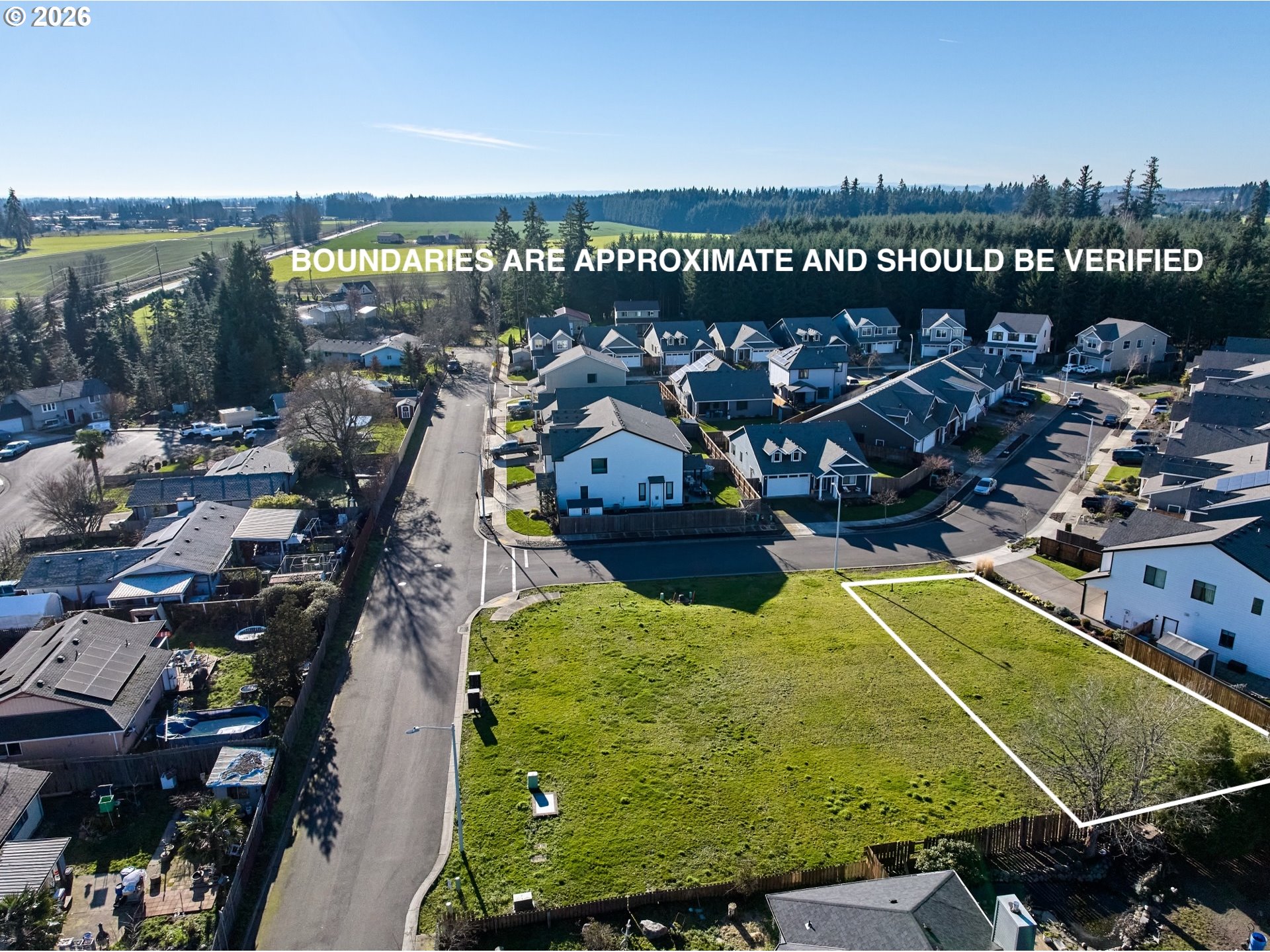 2589 North Lydia Loop Hubbard, OR 97032 - Photo 2 of 6