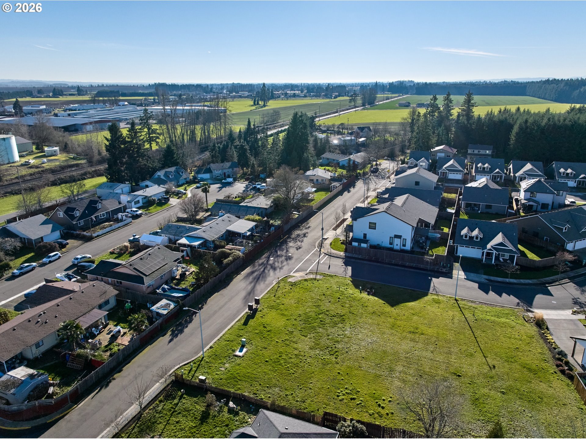 2589 North Lydia Loop Hubbard, OR 97032 - Photo 3 of 6