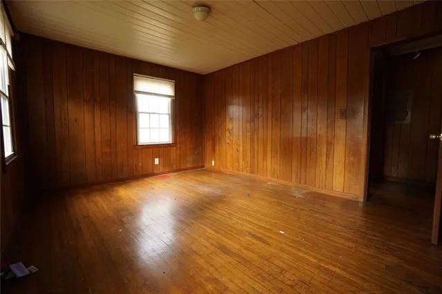 $339,000 | 197 West Dixie Avenue Southeast, Marietta, GA 30008