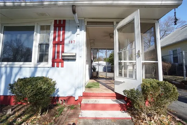 $339,000 | 197 West Dixie Avenue Southeast, Marietta, GA 30008