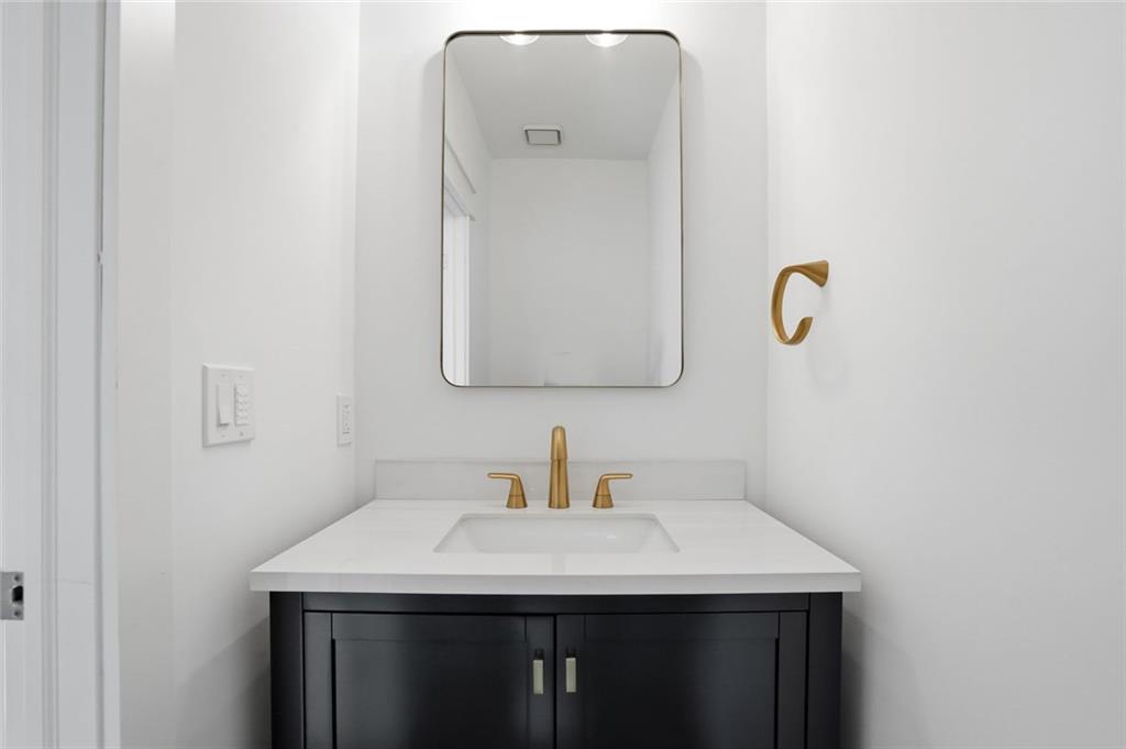 5320 Fairfield West Atlanta, GA 30338 - Photo 15 of 35