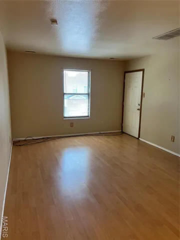 $65,400 | 1863 High Sun Drive, Florissant, MO 63031