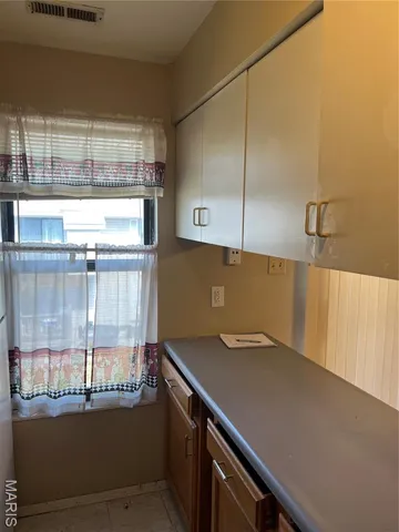 $65,400 | 1863 High Sun Drive, Florissant, MO 63031