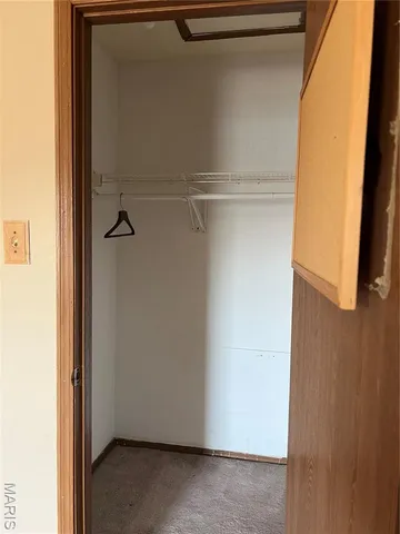 $65,400 | 1863 High Sun Drive, Florissant, MO 63031