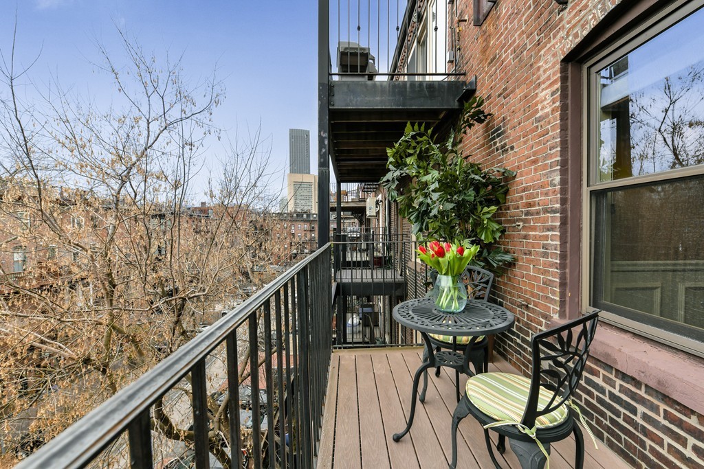 28 Rutland Square, Unit 3 Boston, MA 02118 - Photo 12 of 22