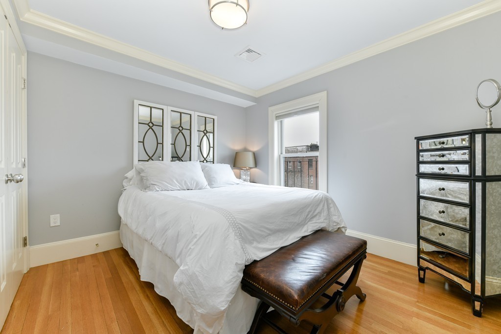 28 Rutland Square, Unit 3 Boston, MA 02118 - Photo 17 of 22