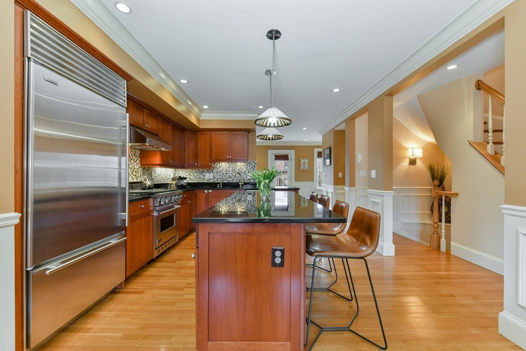28 Rutland Square, Unit 3 Boston, MA 02118 - Photo 8 of 22
