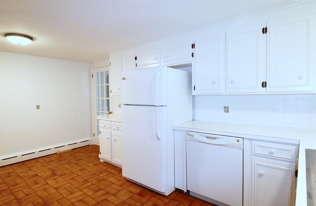 127 Hazardville Road Longmeadow, MA 01106 - Photo 11 of 26 Gallery Image 11