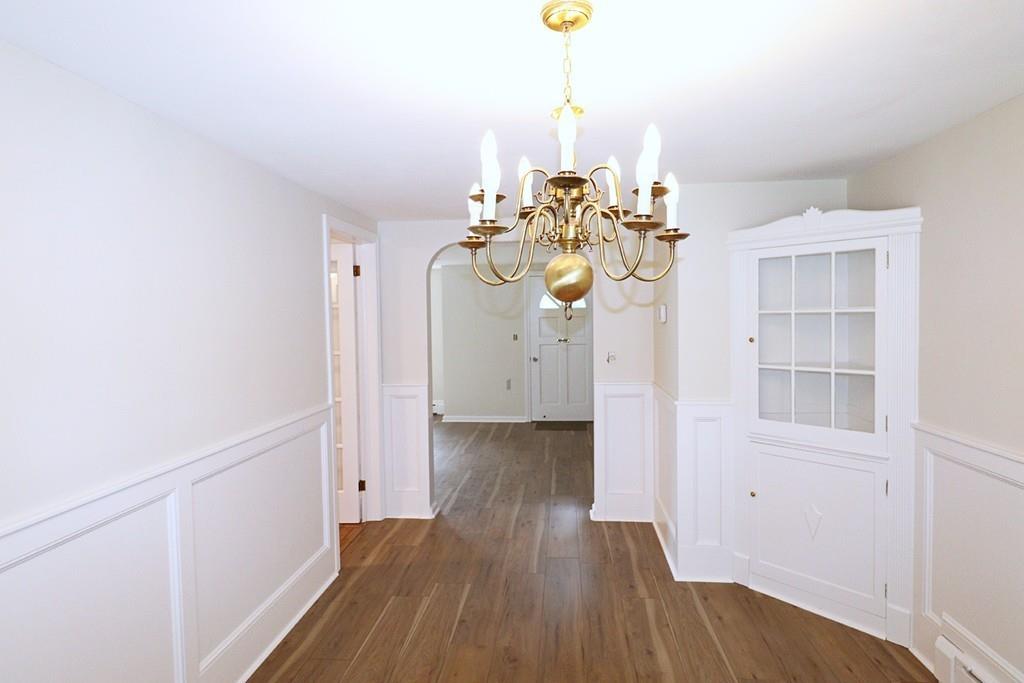 127 Hazardville Road Longmeadow, MA 01106 - Photo 12 of 26 Gallery Image 12