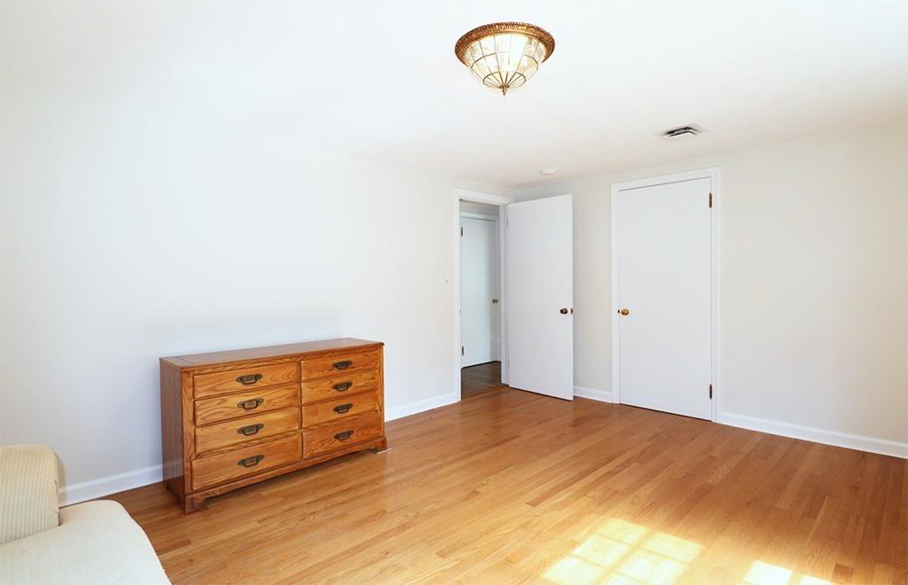 127 Hazardville Road Longmeadow, MA 01106 - Photo 17 of 26 Gallery Image 17