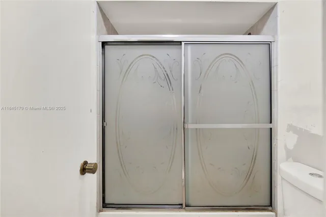 $132,950 | 16750 Northeast 10th Avenue, Unit 126, North Miami Beach, FL 33162