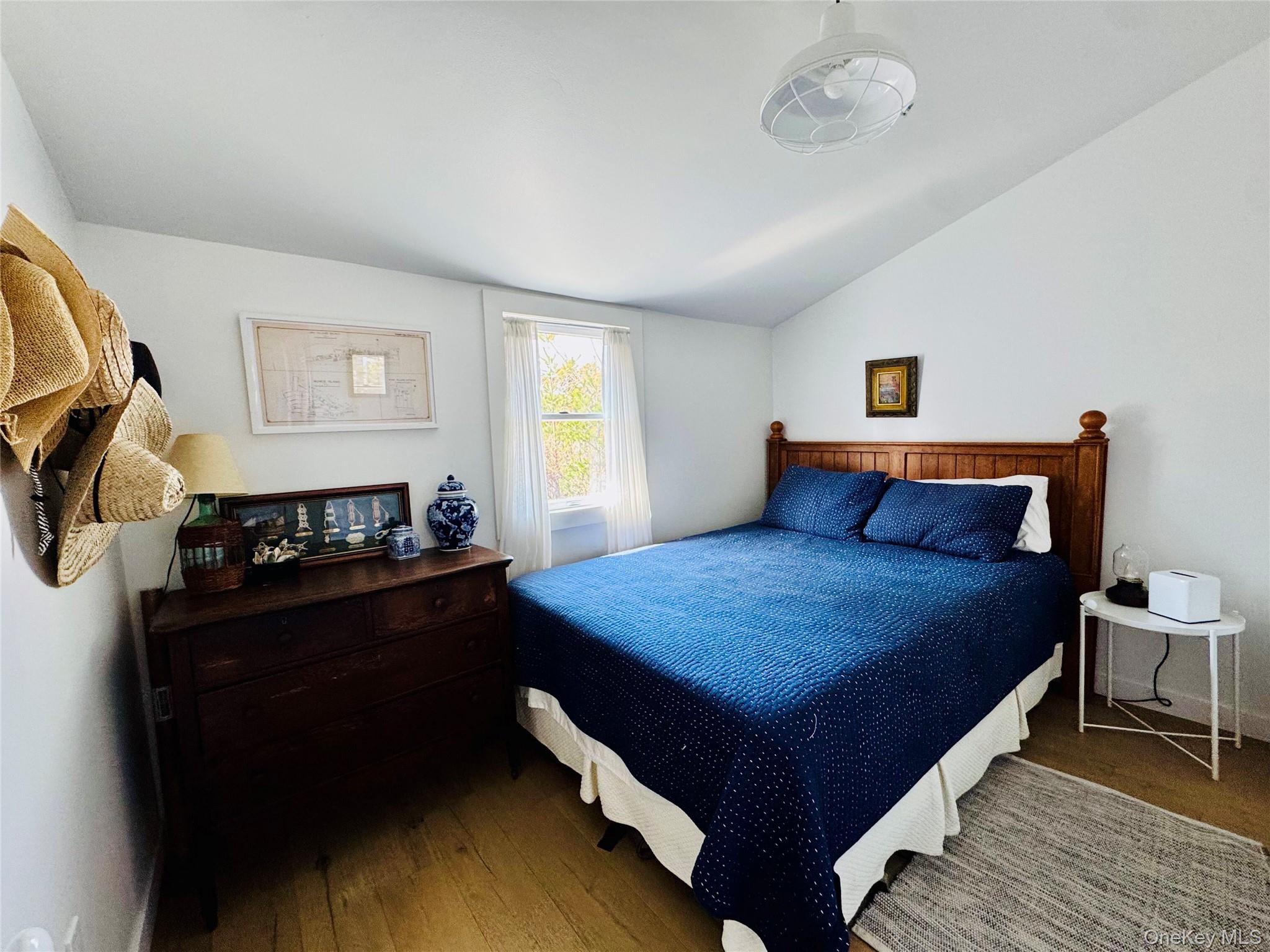 106 Oak Beach Road Babylon, NY 11702 - Photo 11 of 34