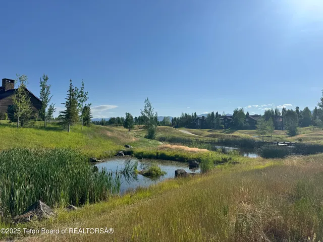$695,000 | 910 Dusty Maiden Court, Driggs, ID 83422