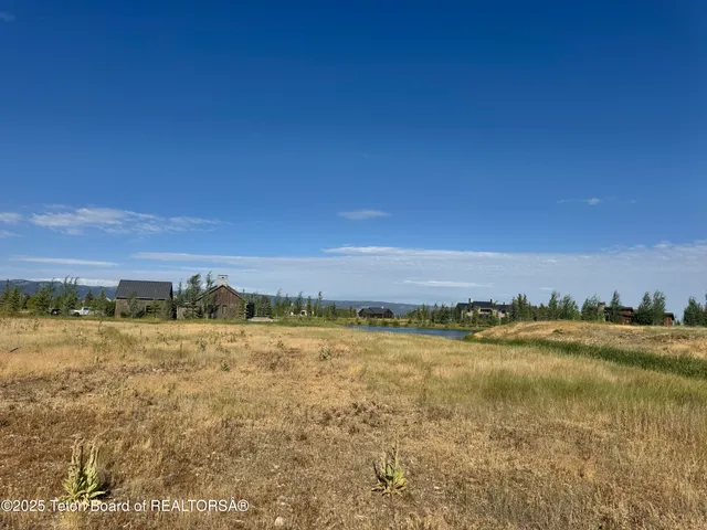 $695,000 | 910 Dusty Maiden Court, Driggs, ID 83422