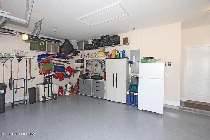6114 Shadehill Road Jacksonville, FL 32258 - Photo 18 of 20 Garage