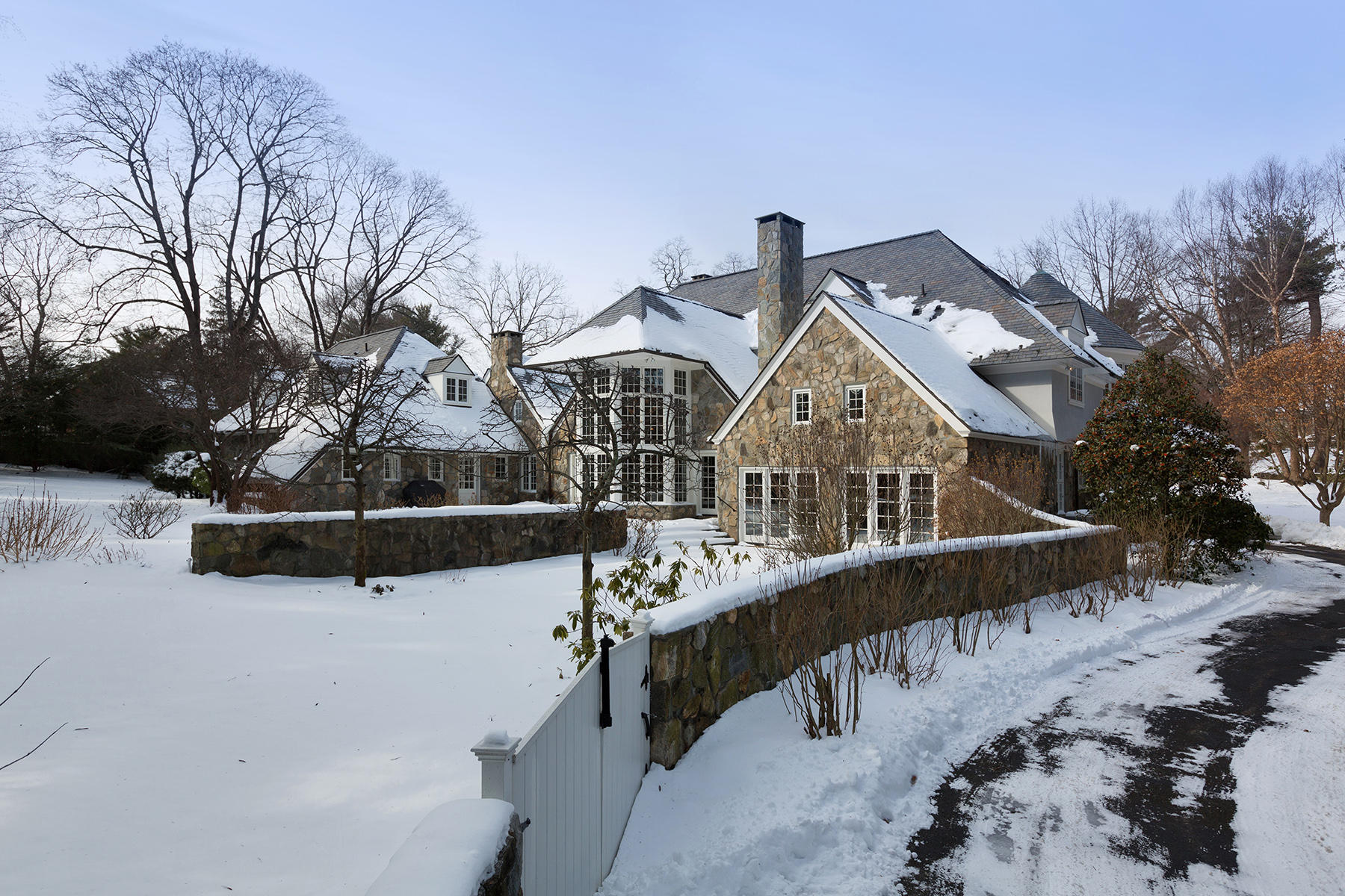 48 Old Farm Road Darien, CT 06820 - Photo 35 of 36 a view of roof deck with wooden fence and floor