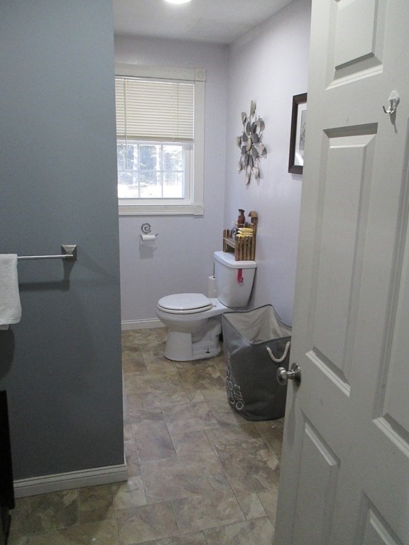 452 Otter River Road Templeton, MA 01468 - Photo 9 of 42 Gallery Image 9