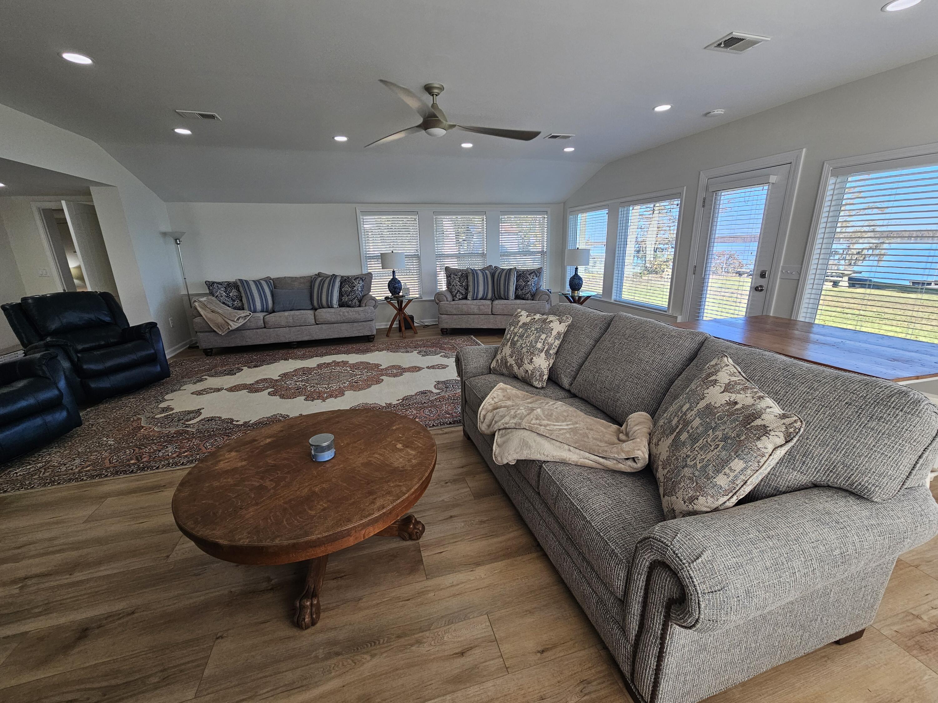 793 Stumphole Road Elloree, SC 29047 - Photo 10 of 27