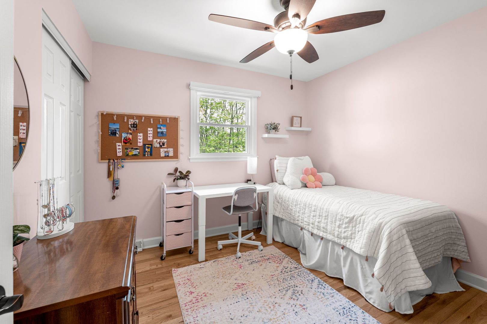 706 East Golf Road Libertyville, IL 60048 - Photo 21 of 34 Gallery Image 21
