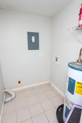 $269,000 | 607 Hollywood Boulevard East, Mary Esther, FL 32569