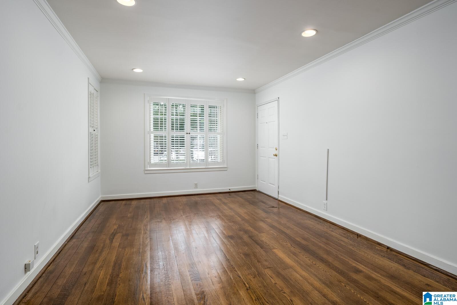 204 Fox Hall Road, Unit B Mountain Brook, AL 35213 - Photo 6 of 25