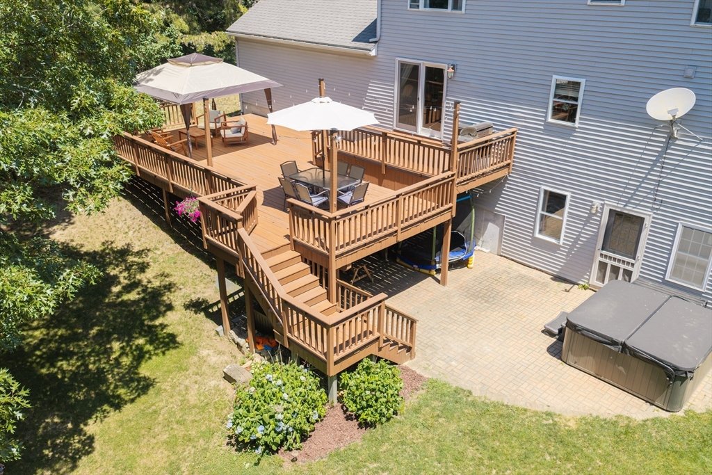 85 Old Elmdale Road Uxbridge, MA 01569 - Photo 2 of 42