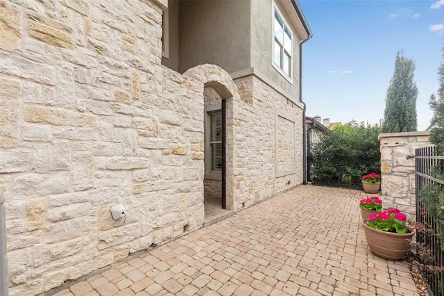 $1,050,000 | 6704 Istina Drive, McKinney, TX 75072