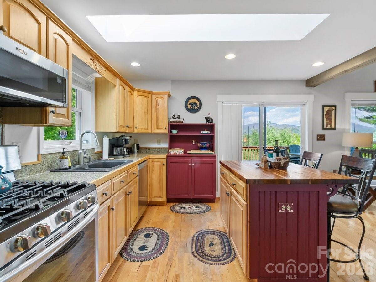 31 Bear Den Road Asheville, NC 28805 - Photo 18 of 46