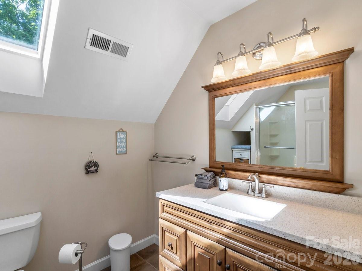 31 Bear Den Road Asheville, NC 28805 - Photo 28 of 46