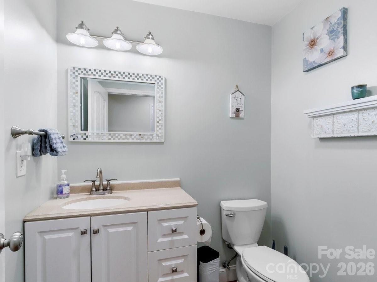 31 Bear Den Road Asheville, NC 28805 - Photo 34 of 46