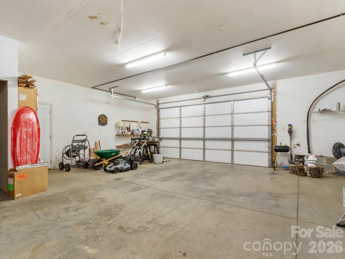 31 Bear Den Road Asheville, NC 28805 - Photo 37 of 46
