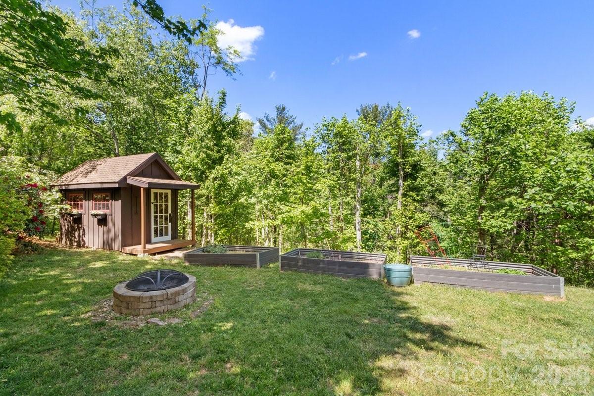 31 Bear Den Road Asheville, NC 28805 - Photo 39 of 46