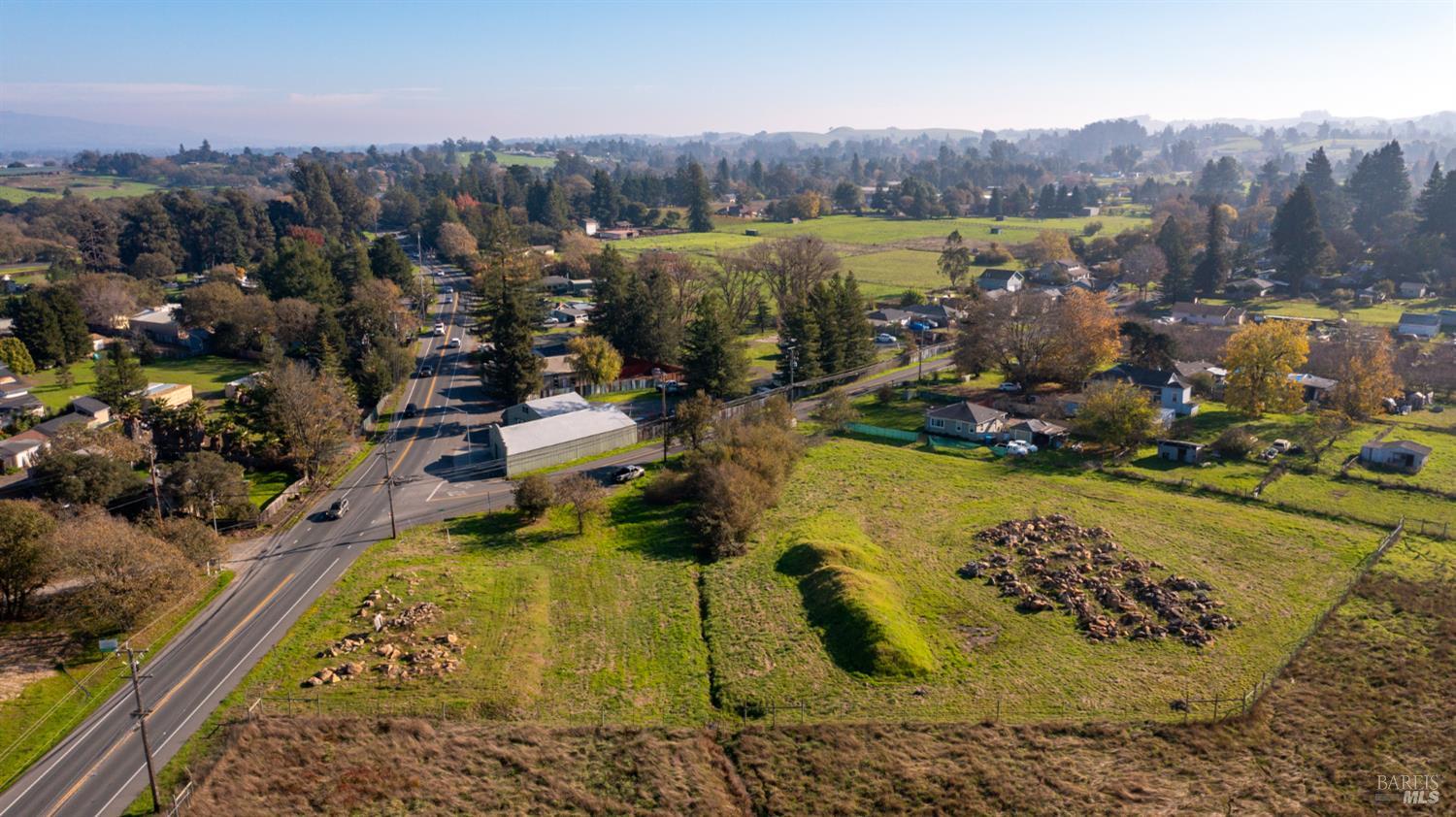 3900 Hessel Road Sebastopol, CA 95472 - Photo 4 of 14 a view of a city