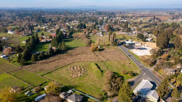 $325,000 | 3900 Hessel Road, Sebastopol, CA 95472