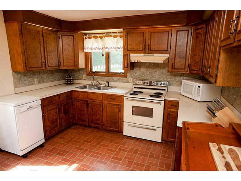 206 West Gray Road Gray, ME 04039 - Photo 10 of 29 Kitchen.