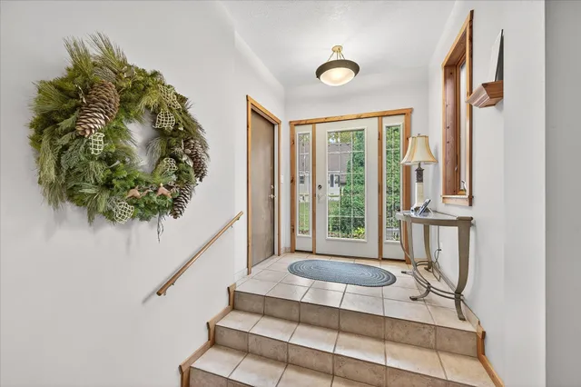 $875,000 | 8580 215th Street North, Forest Lake, MN 55025